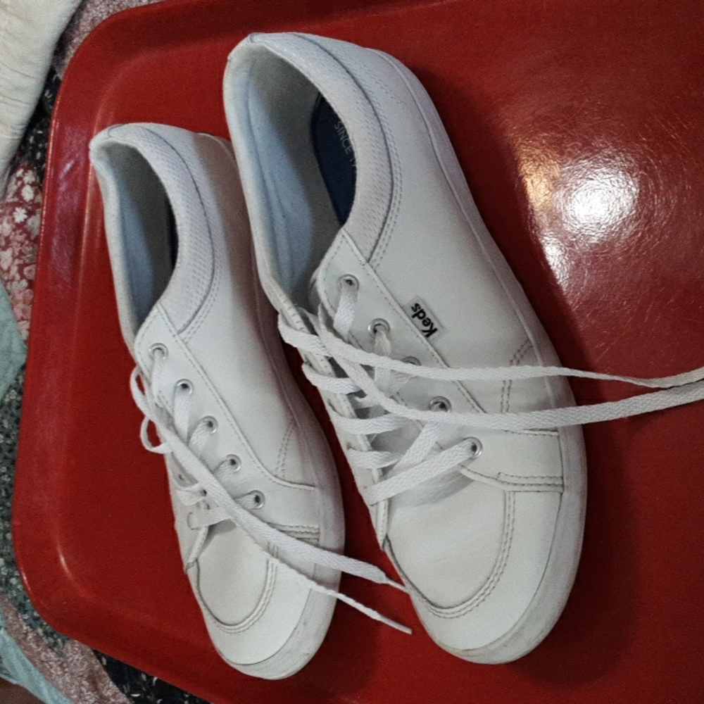 Ladies Keds  White Leather Sneakers size 8.5